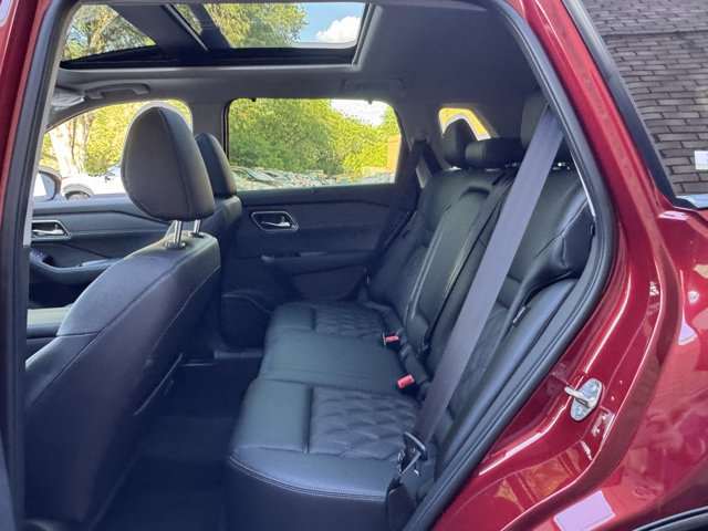 New 2026 Nissan Rogue Platinum w/ Platinum Premium Package AWD/4WD image 30
