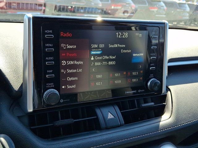 Used 2021 Toyota RAV4 XLE w/ Convenience Package image 22