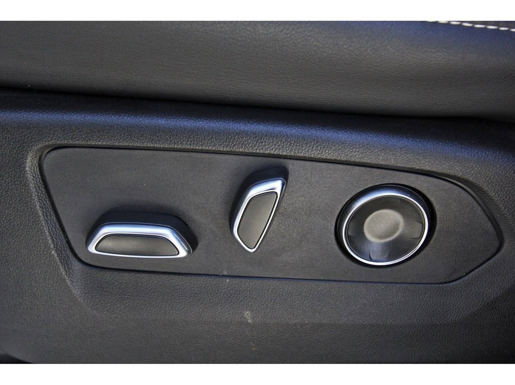 Certified 2024 Cadillac Escalade ESV Premium Luxury image 29