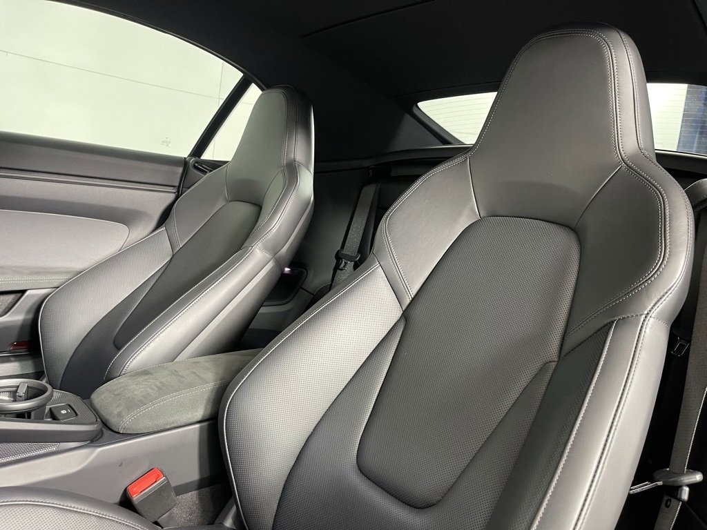 Certified 2023 Porsche 911 Carrera 4 GTS image 5