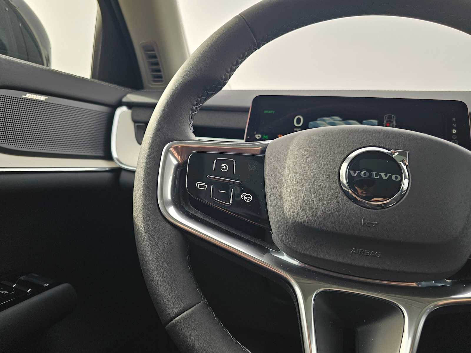 New 2026 Volvo EX90 Ultra image 32