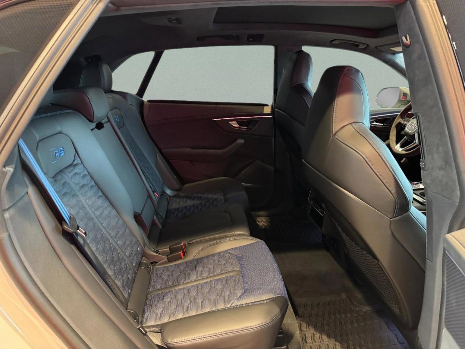 New 2026 Audi RS Q8 performance image 10