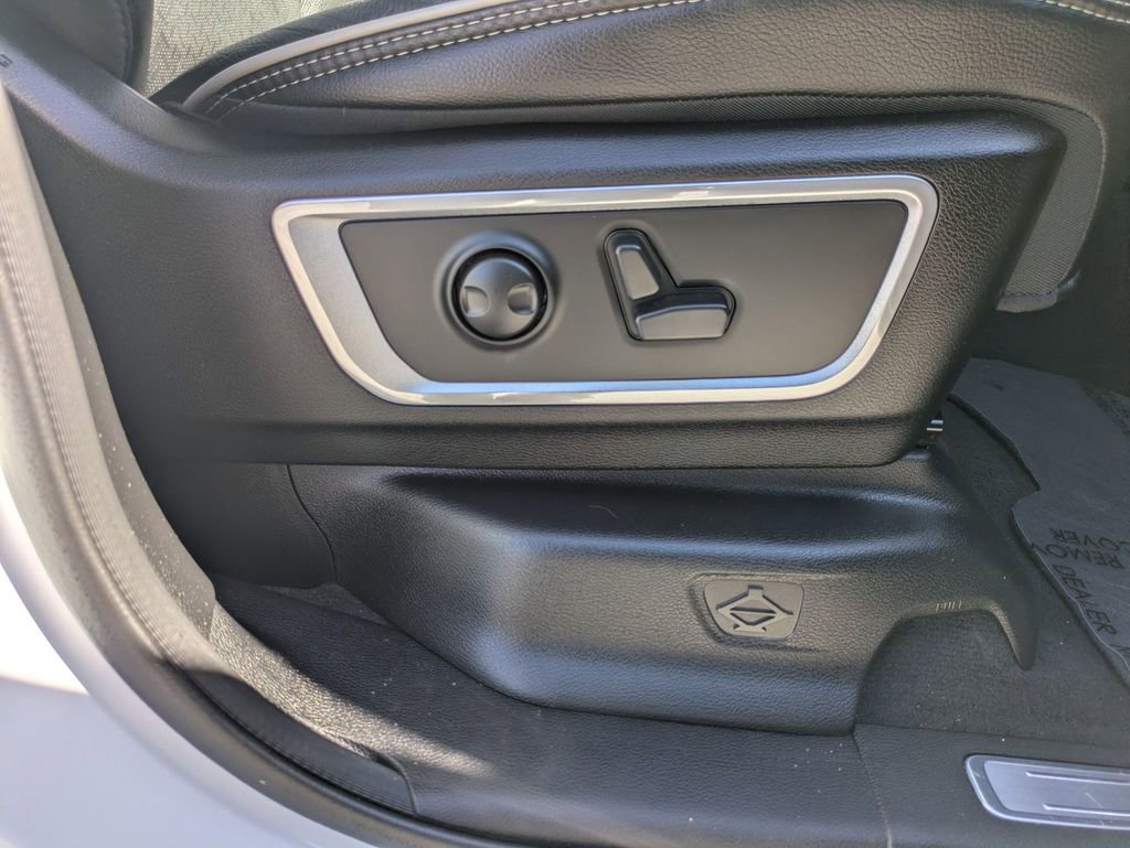 Used 2022 RAM 1500 Laramie image 34