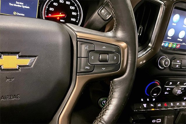 Used 2022 Chevrolet Silverado 3500 High Country image 23