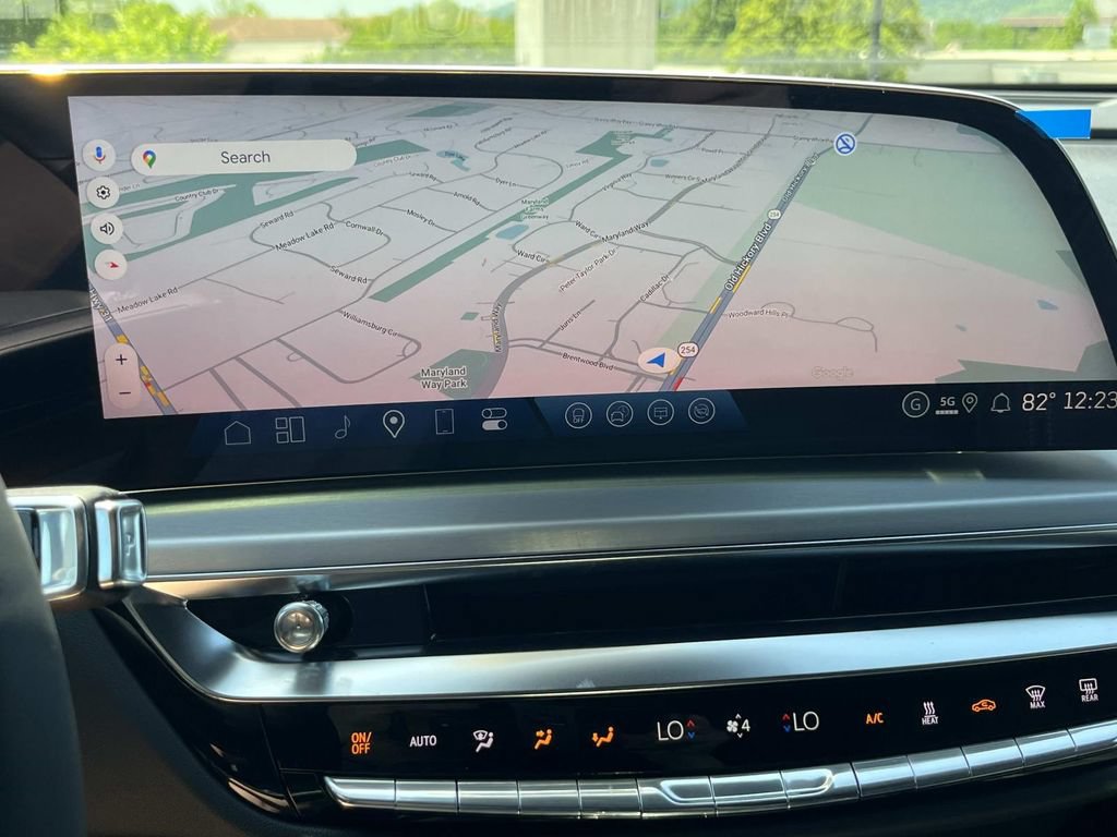 New 2026 Cadillac Lyriq Sport AWD/4WD image 30