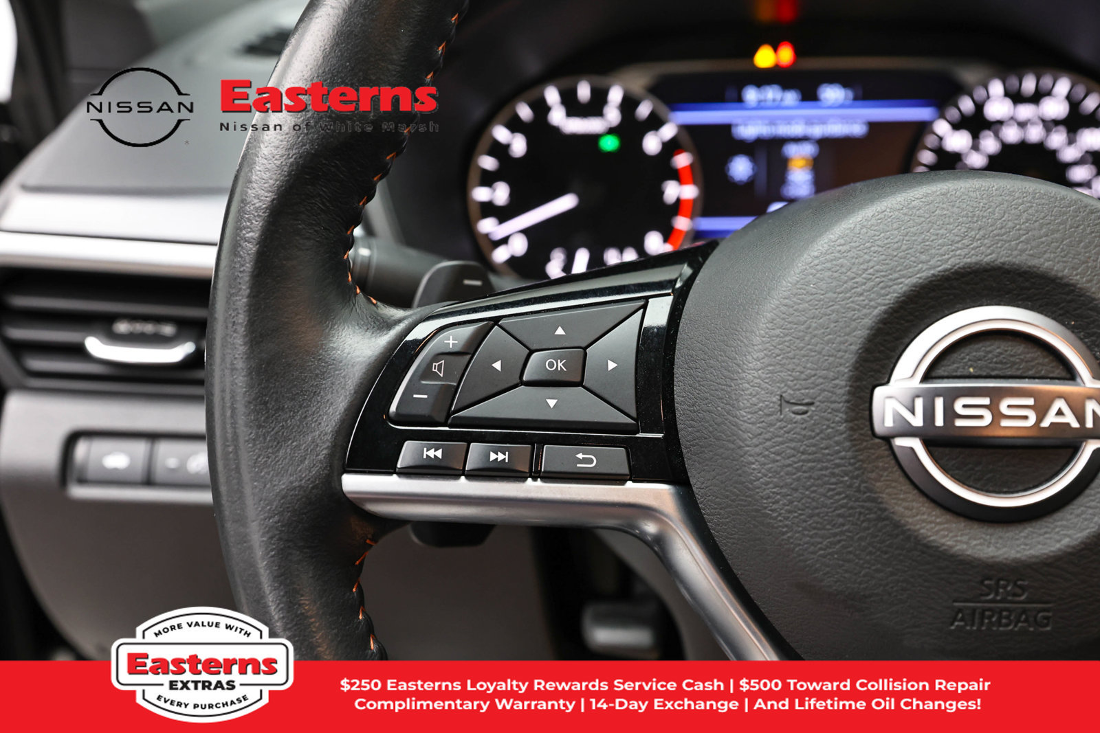 Used 2023 Nissan Altima 2.5 SR FWD image 15