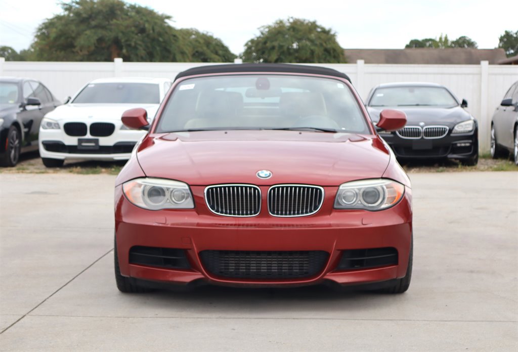 Used 2012 BMW 135i Convertible image 3