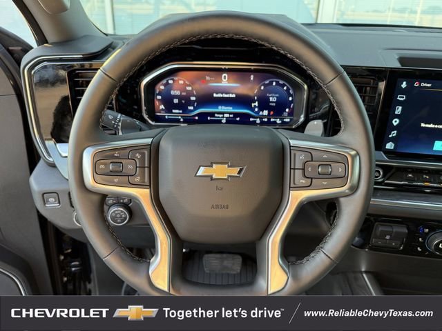 Used 2025 Chevrolet Silverado 1500 LTZ AWD/4WD image 14