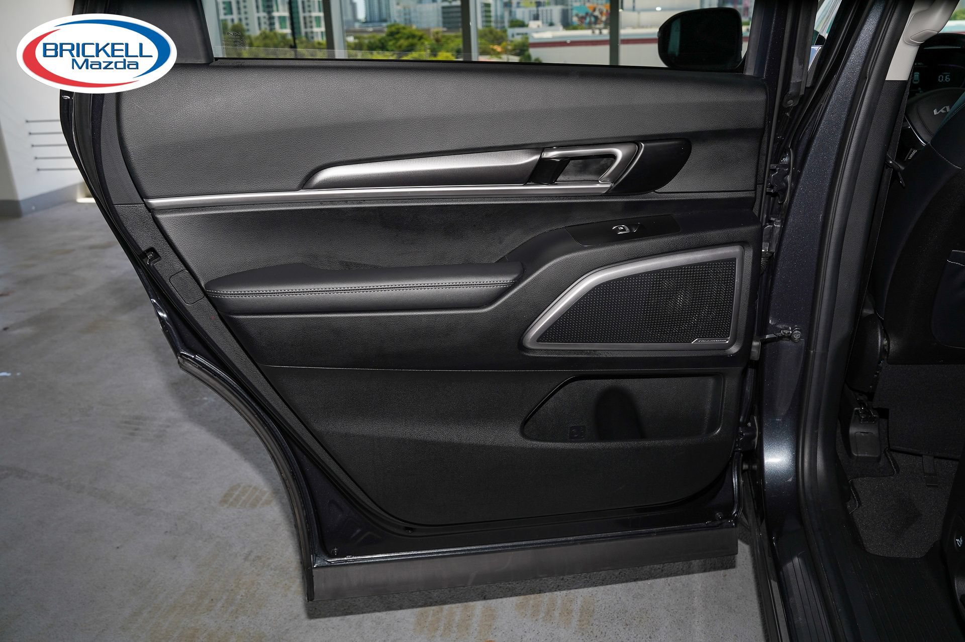Used 2024 Kia Telluride S w/ S Sunroof Package FWD image 12