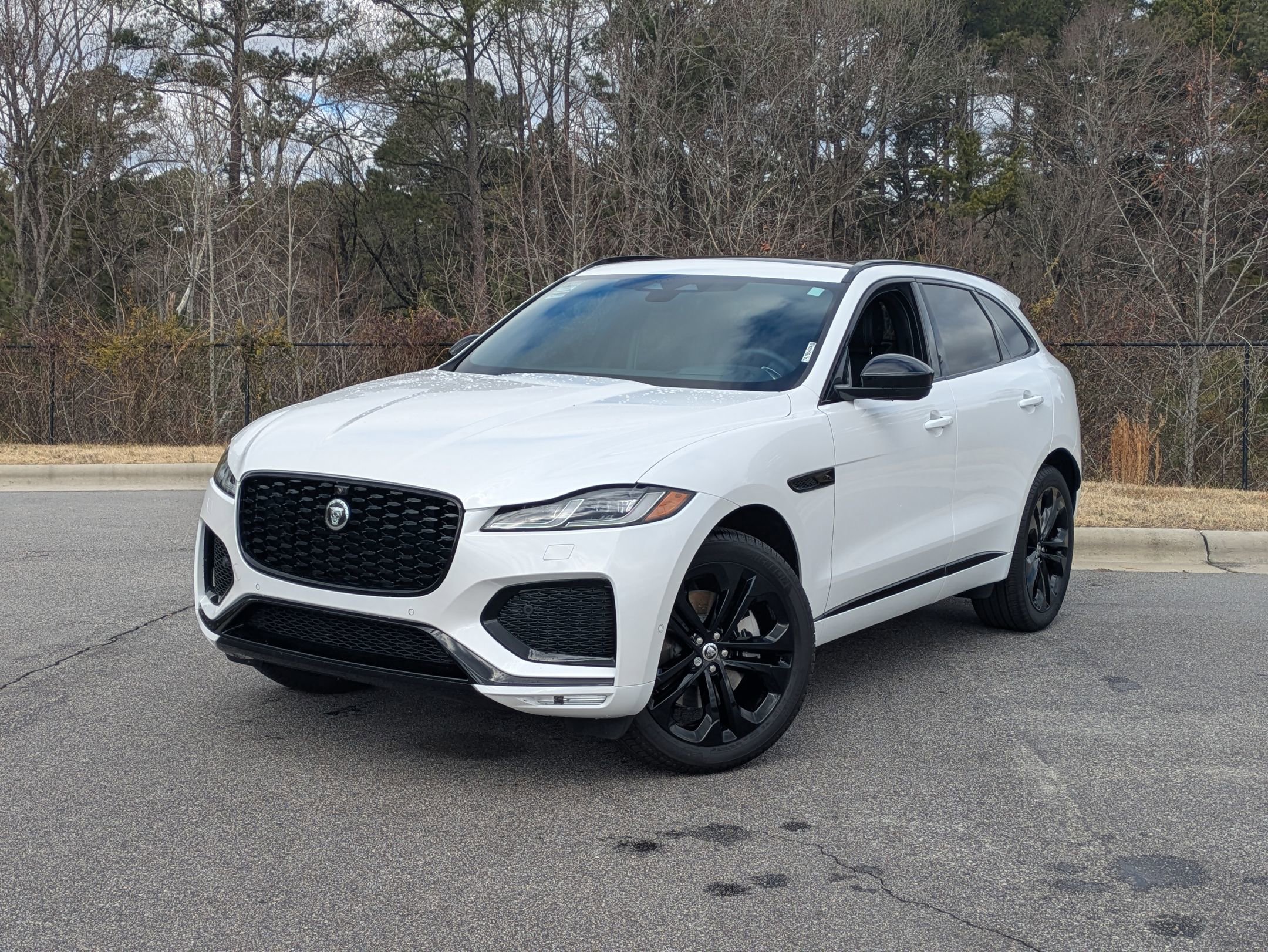 Used 2026 Jaguar F-PACE R-Dynamic S image 1