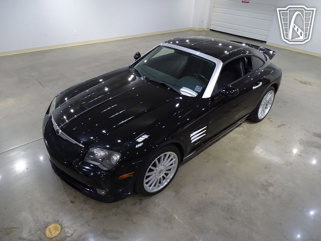 Used 2005 Chrysler Crossfire SRT-6 image 3