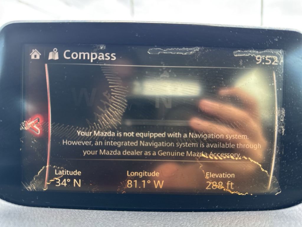 Used 2018 MAZDA MAZDA3 Touring image 17