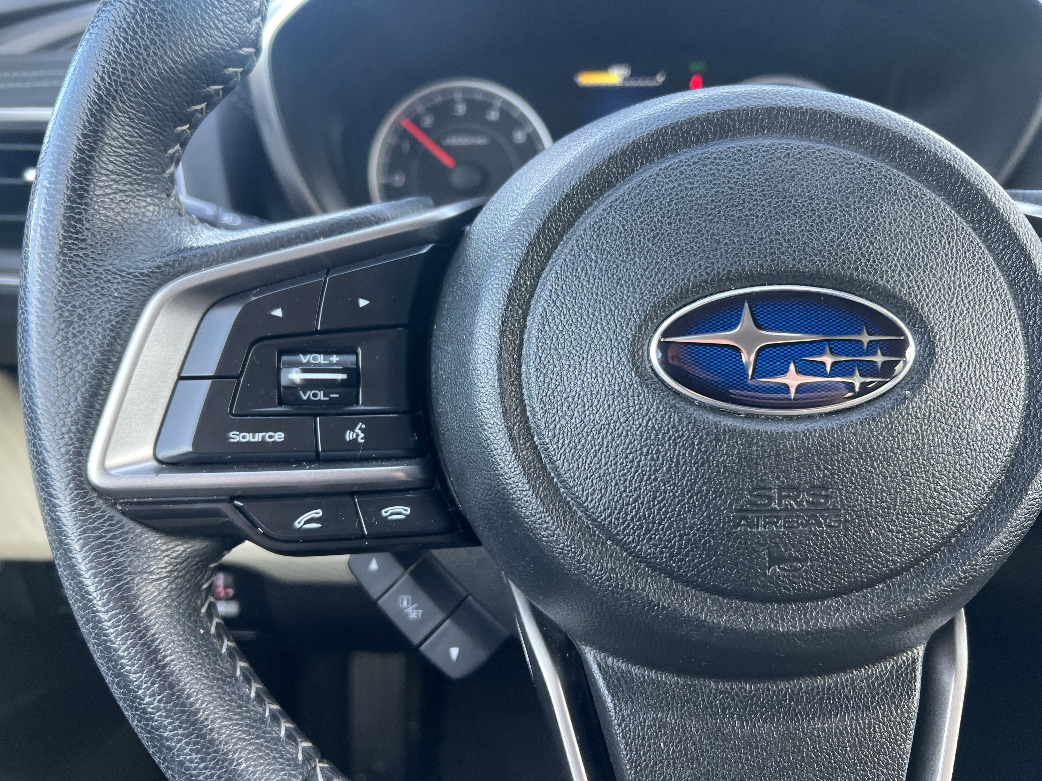 Used 2020 Subaru Ascent Premium w/ Convenience Package image 30