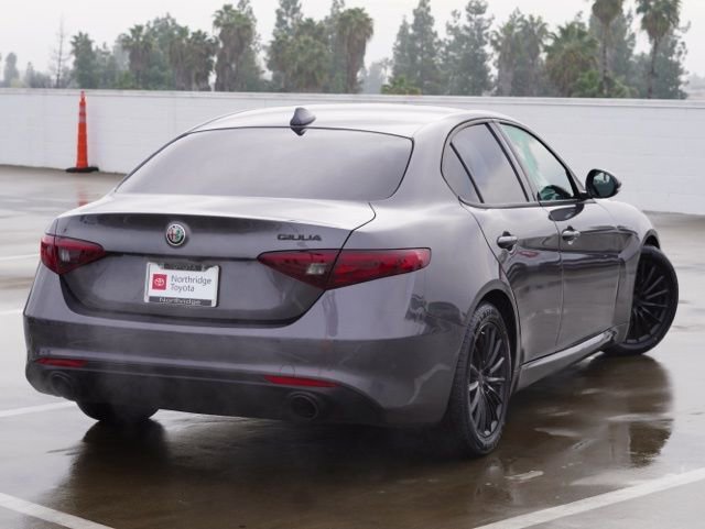 Used 2023 Alfa Romeo Giulia Sprint image 6