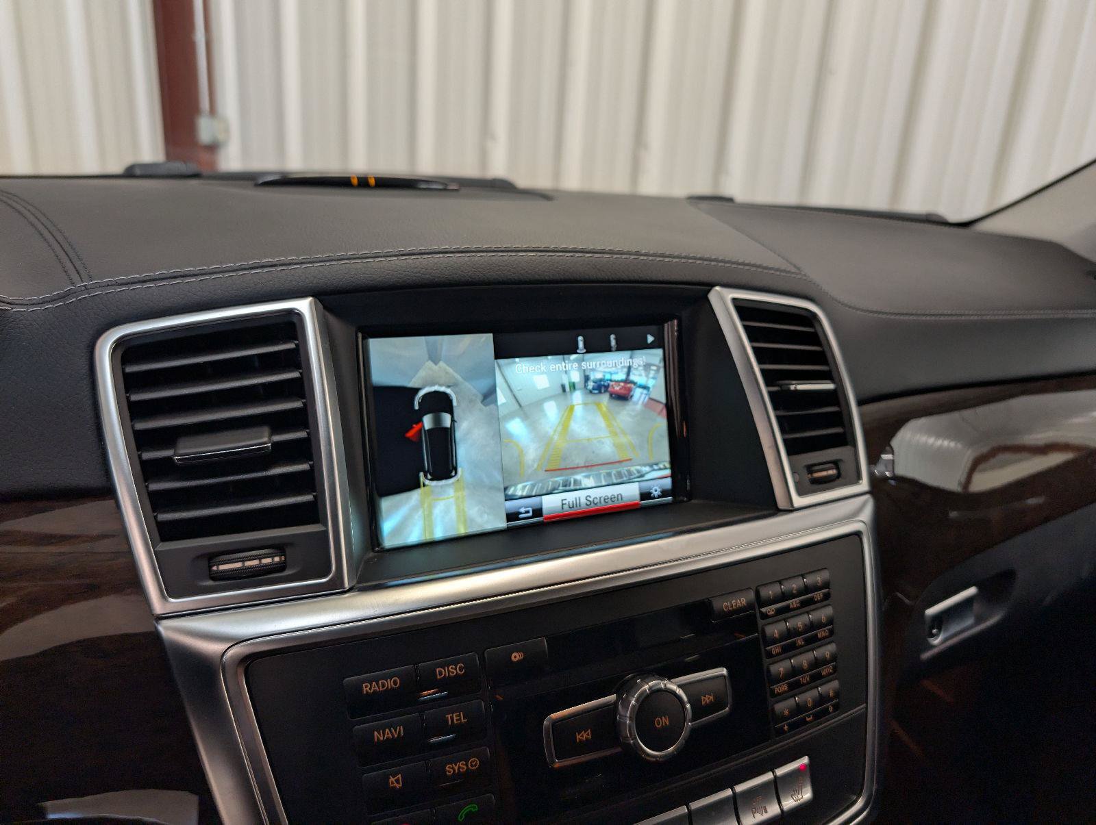 Used 2014 Mercedes-Benz GL 450 4MATIC image 25