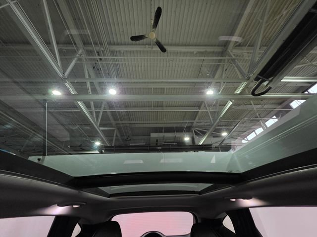 Used 2022 Hyundai Tucson Limited w/ Cargo Package image 16