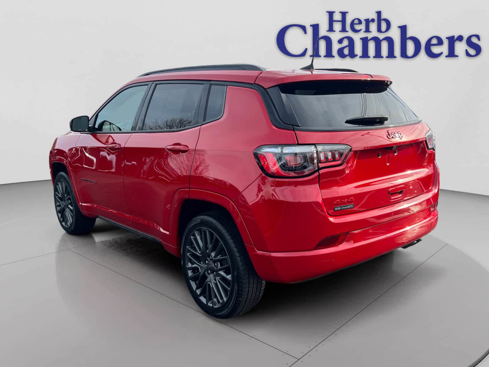Used 2022 Jeep Compass Limited image 3