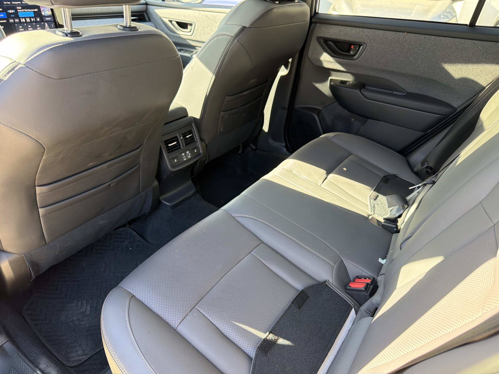 Certified 2026 Subaru Outback Limited AWD/4WD image 10