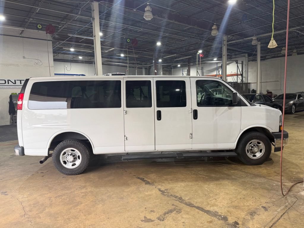 Used 2019 Chevrolet Express 3500 LT w/ LT Preferred Equipment Group RWD image 5