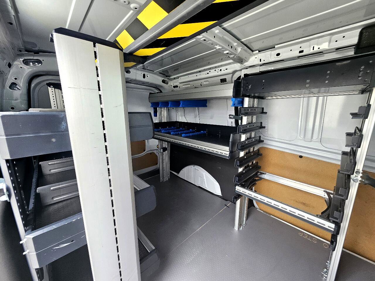 Used 2022 Ford Transit Connect XL image 31
