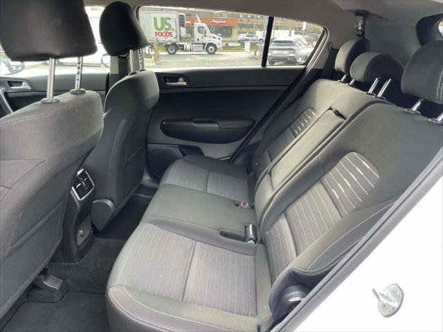 Used 2019 Kia Sportage LX w/ LX Popular Package image 11