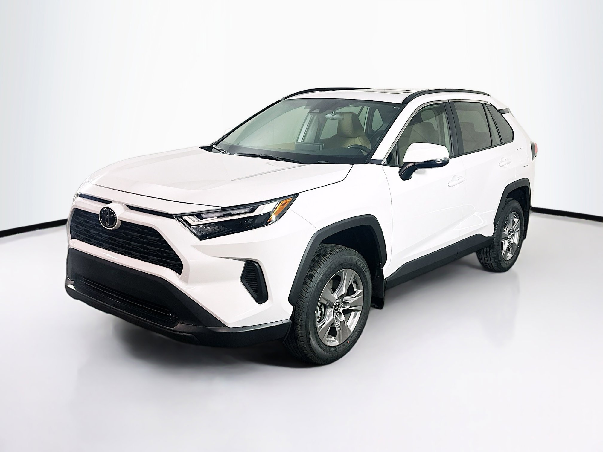 Used 2025 Toyota RAV4 XLE w/ Convenience Package image 3