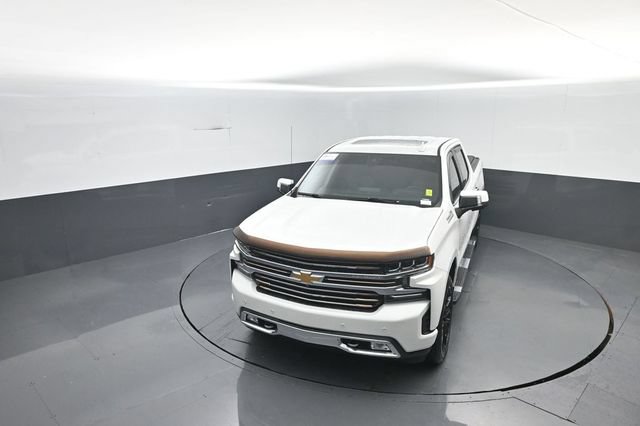 Used 2020 Chevrolet Silverado 1500 High Country w/ Technology Package AWD/4WD image 30