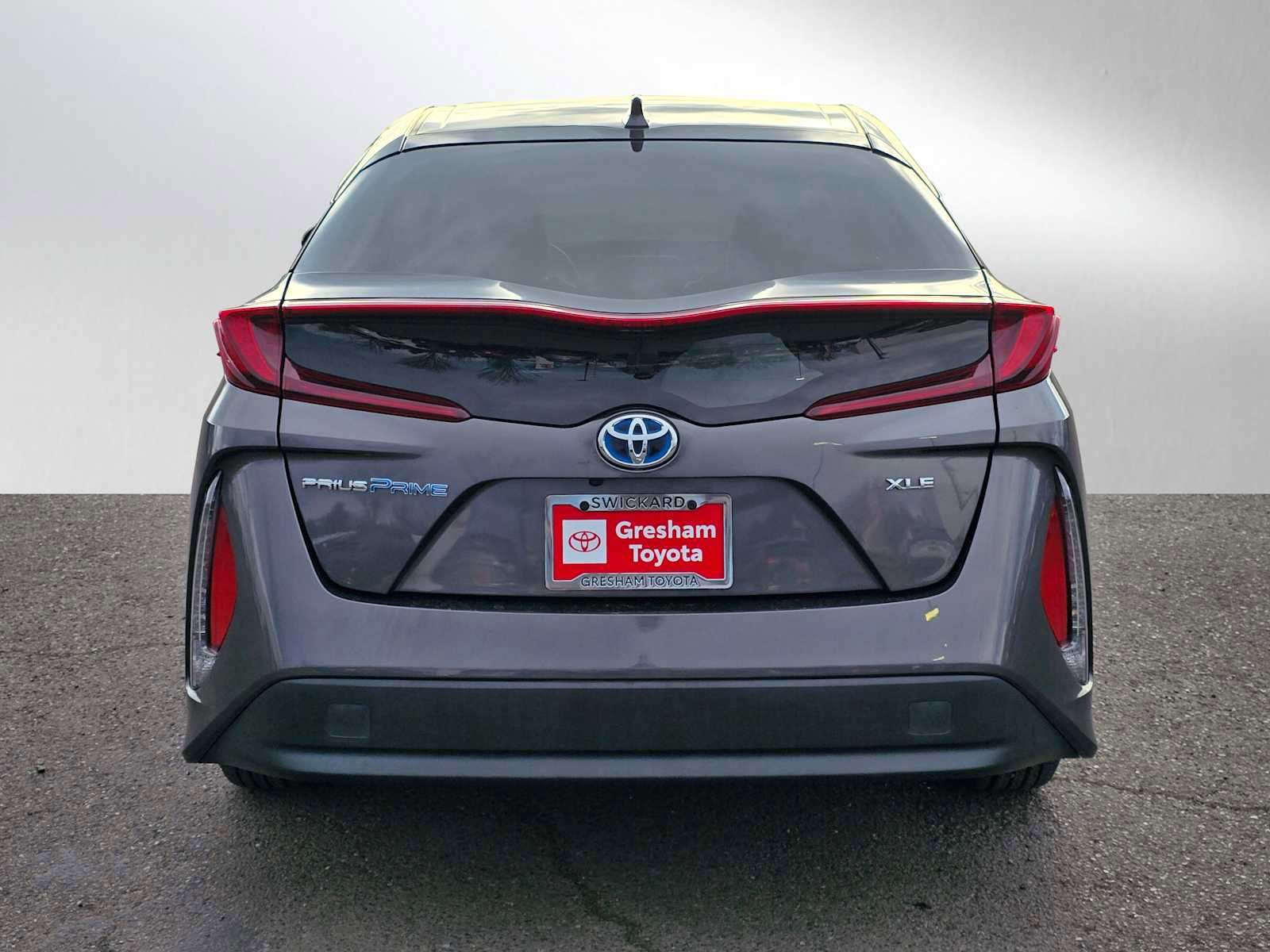 Used 2021 Toyota Prius Prime XLE image 5