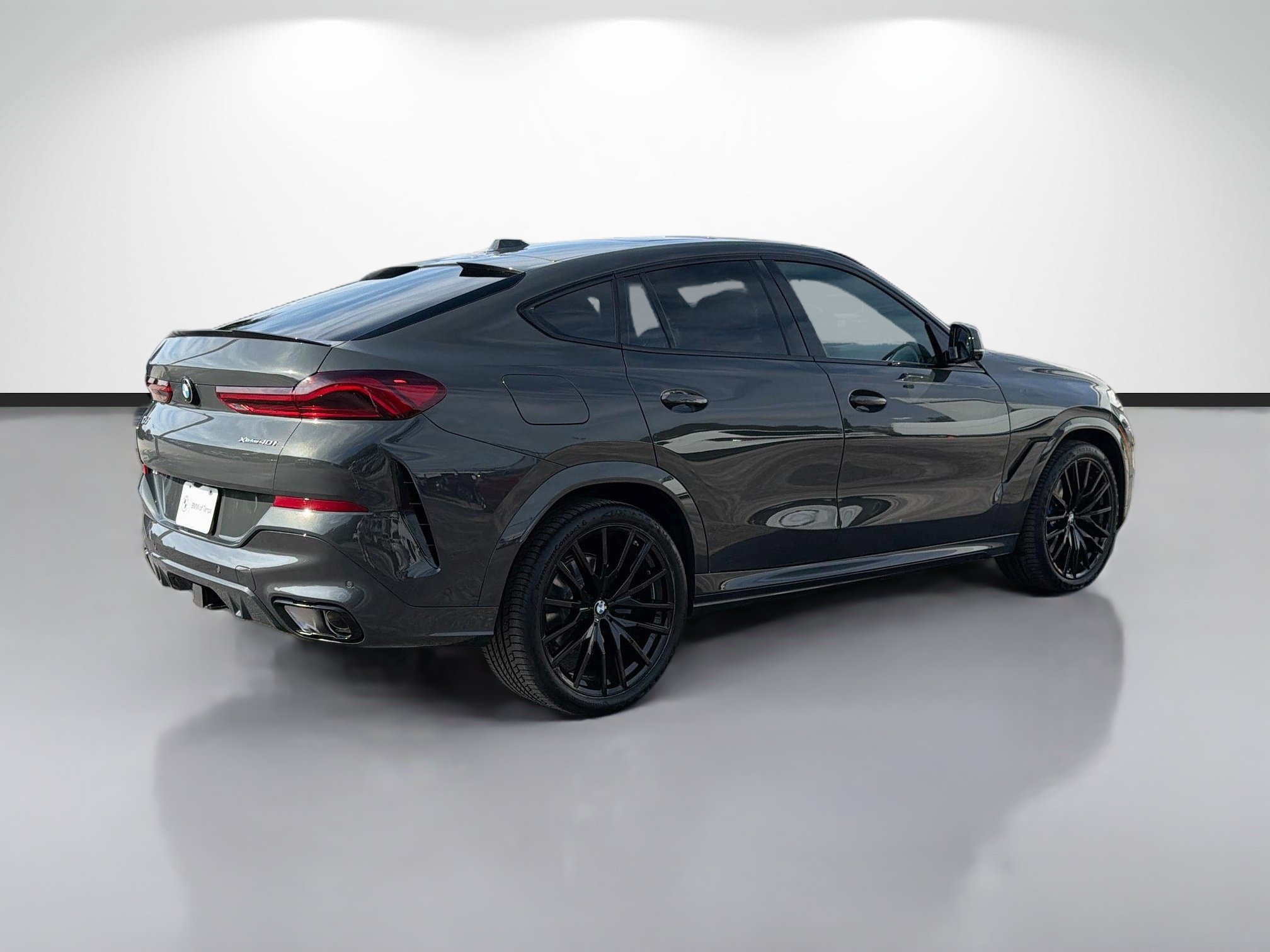 New 2027 BMW X6 xDrive40i w/ Executive Package AWD/4WD image 3