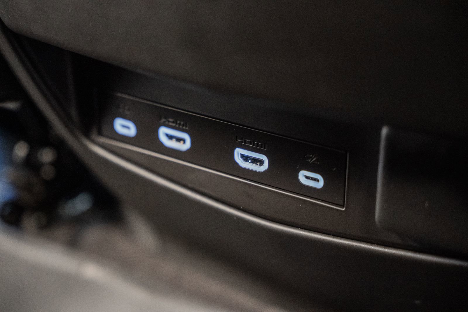 Used 2023 Cadillac Escalade V w/ LPO, Floor Liner Package image 42