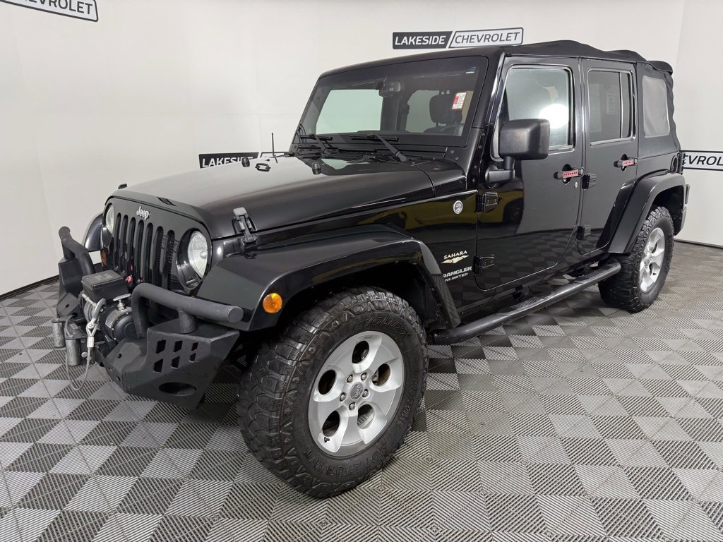 Used 2013 Jeep Wrangler Unlimited Sahara w/ Connectivity Group image 2