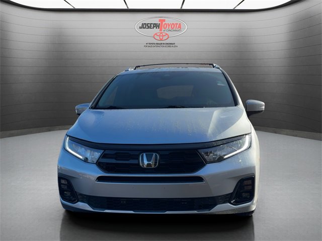 Used 2025 Honda Odyssey Elite image 16