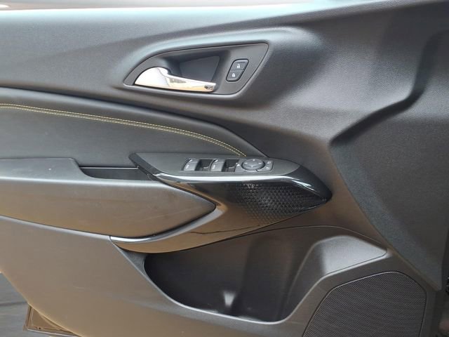 Used 2026 Chevrolet Trax LT FWD image 16