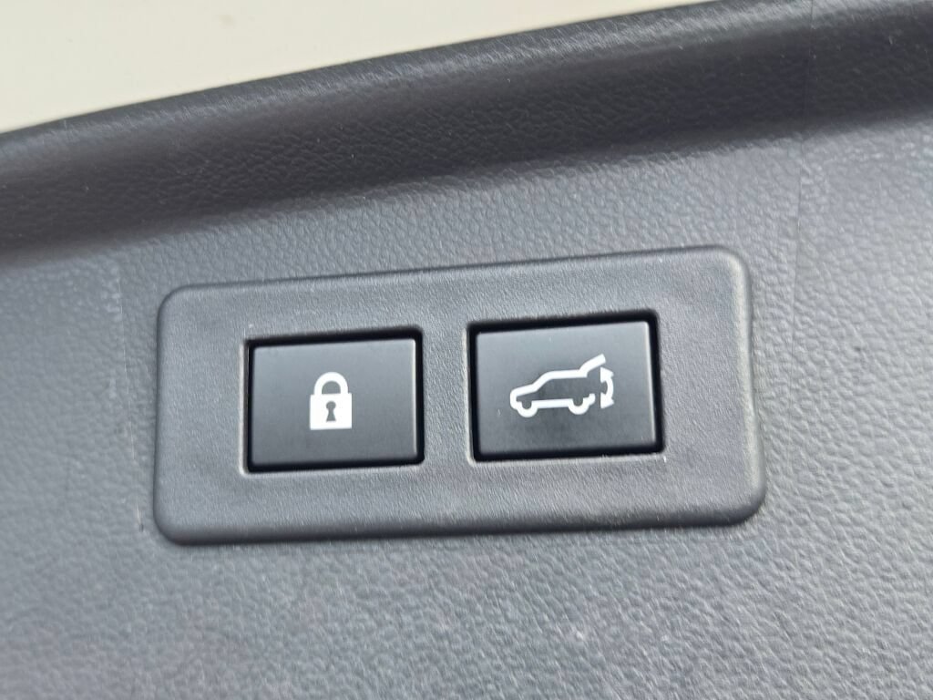Certified 2022 Subaru Outback Limited AWD/4WD image 16