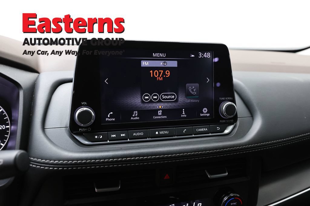 Used 2023 Nissan Rogue SV AWD/4WD image 18