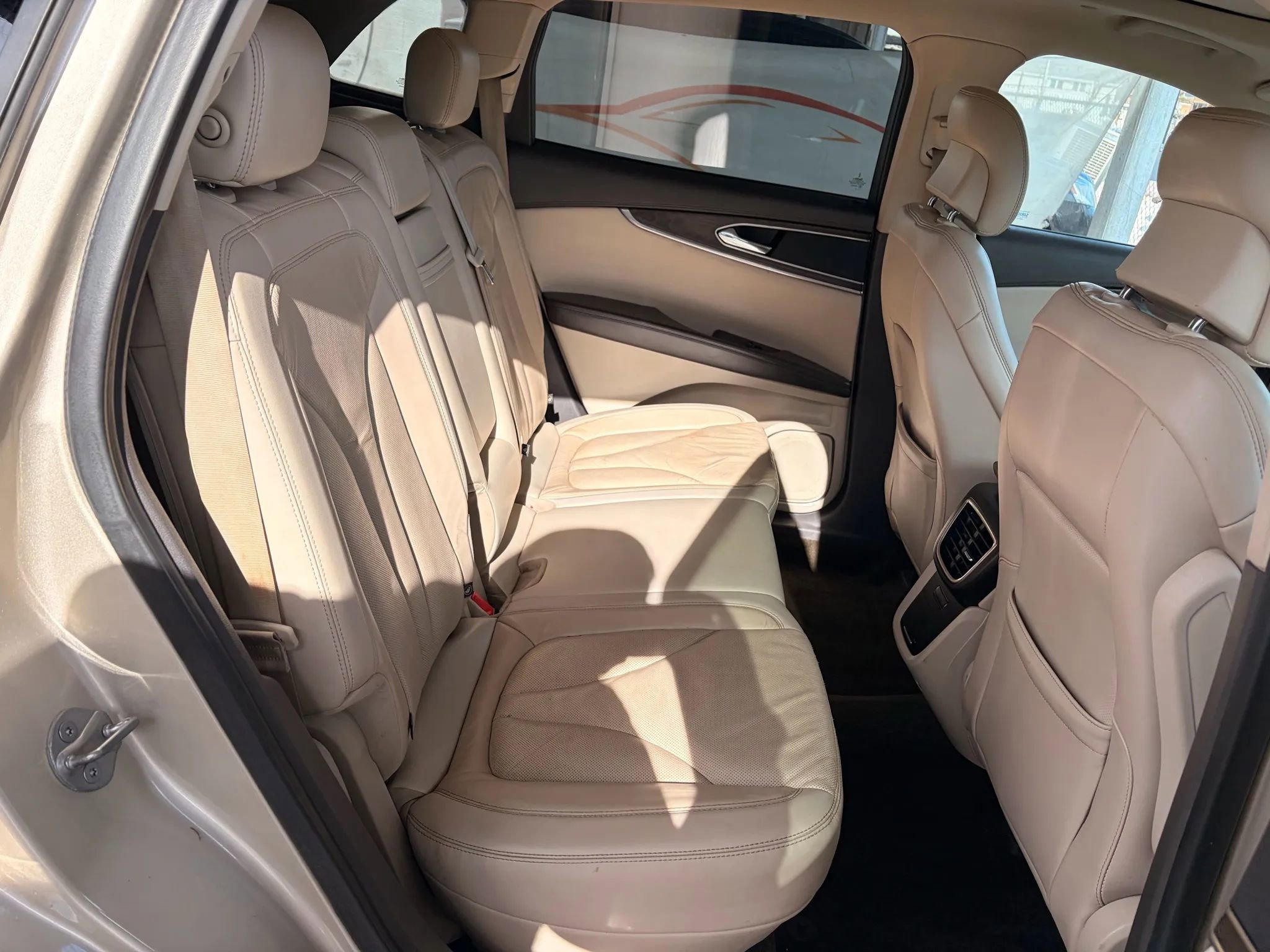 Used 2017 Lincoln MKX Reserve w/ Lincoln MKX Climate Package image 75