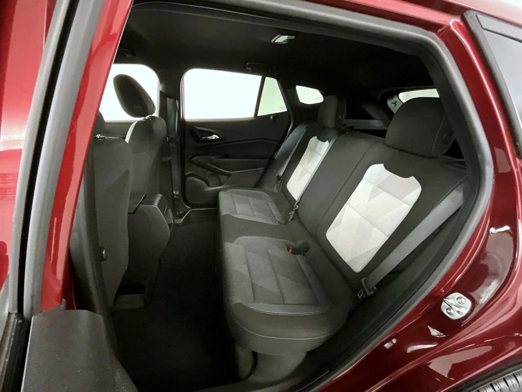 Certified 2024 Chevrolet Trax RS w/ Driver Confidence Package image 19