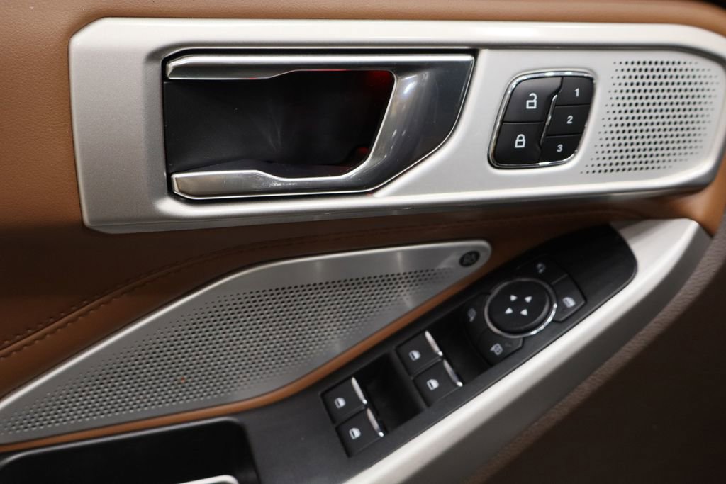 Used 2022 Ford Explorer King Ranch w/ Class IV Trailer Tow Package image 22