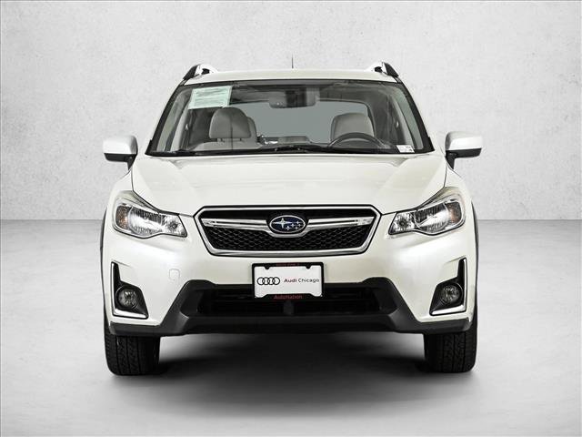 Used 2017 Subaru Crosstrek 2.0i Premium w/ Popular Package #1 AWD/4WD image 2