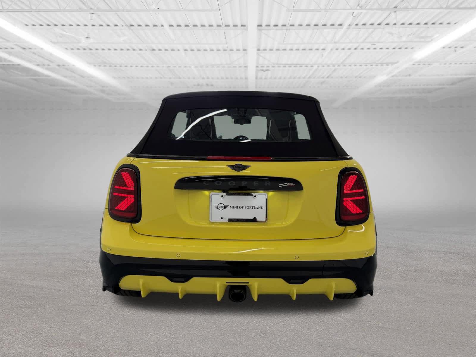 New 2027 MINI Cooper John Cooper Works FWD image 4