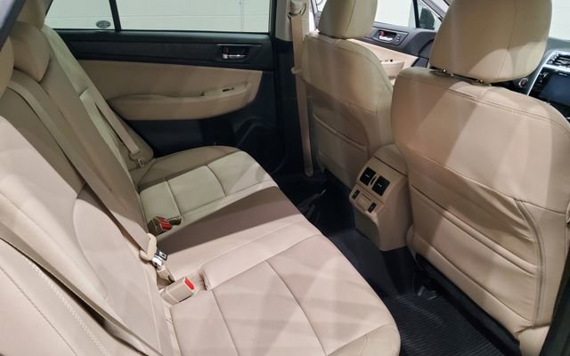 Used 2018 Subaru Outback 2.5i Limited AWD/4WD image 14