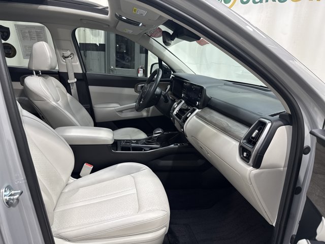 Certified 2023 Kia Sorento X-Line EX AWD/4WD image 34