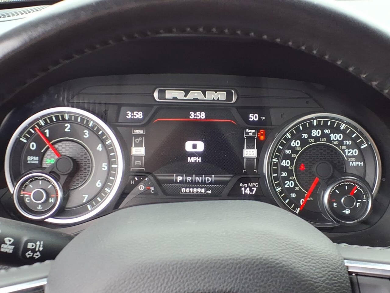 Used 2024 RAM 1500 Laramie AWD/4WD image 19