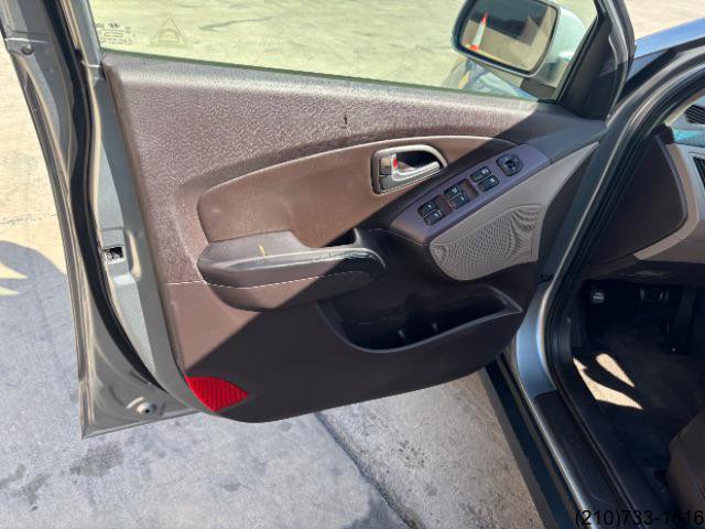 Used 2015 Hyundai Tucson SE image 14