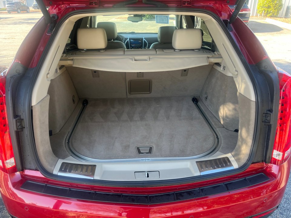 Used 2016 Cadillac SRX Luxury w/ Driver Awareness Package image 15