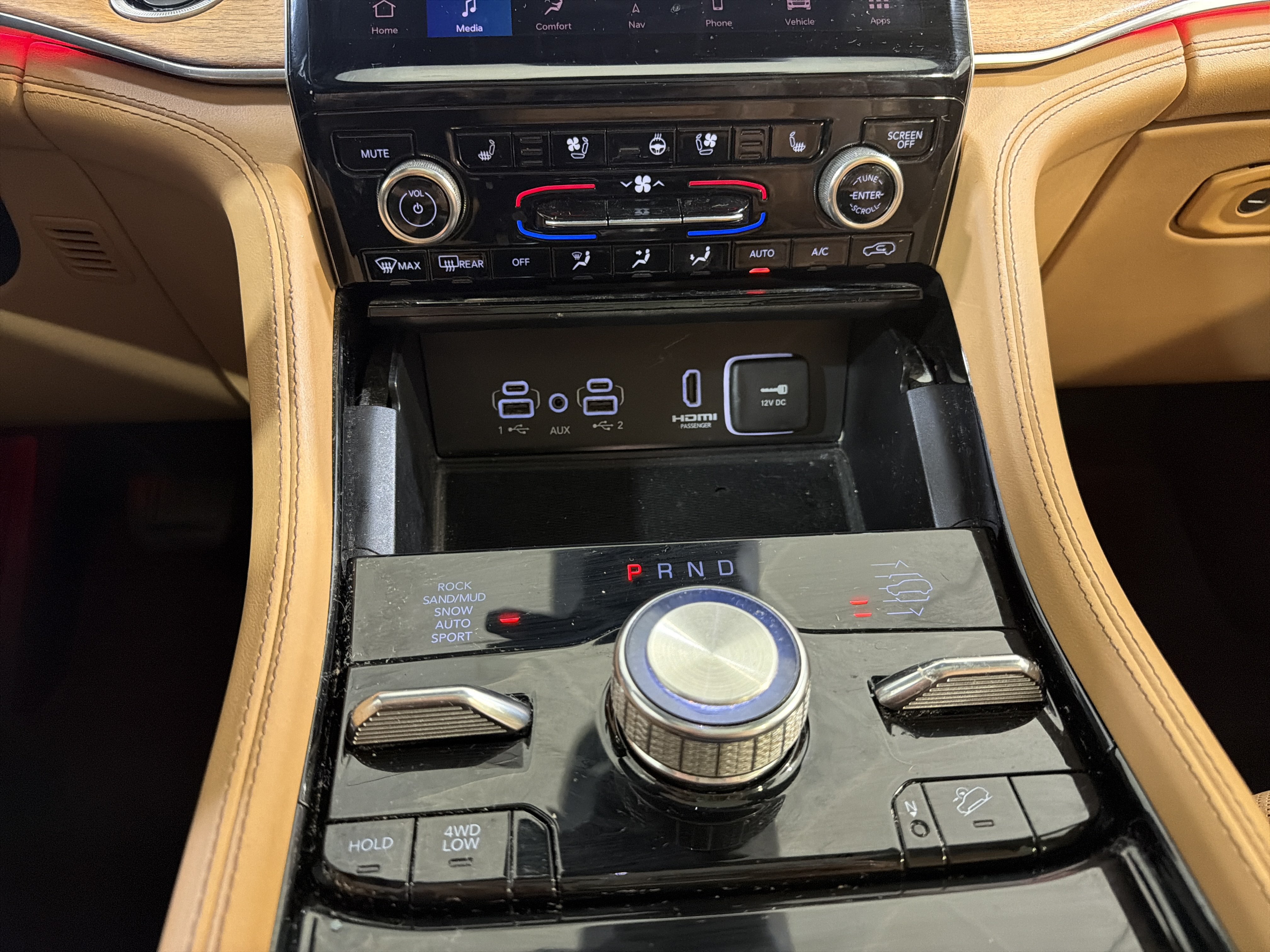 Used 2023 Jeep Grand Cherokee L Summit AWD/4WD image 20