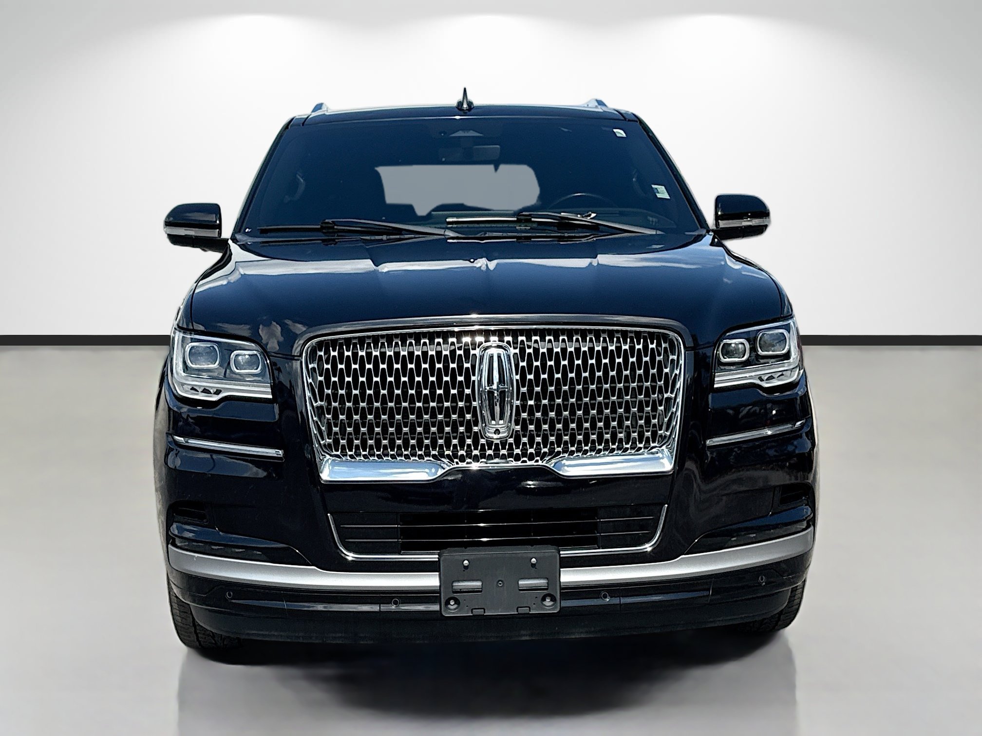 Used 2022 Lincoln Navigator Reserve AWD/4WD image 8