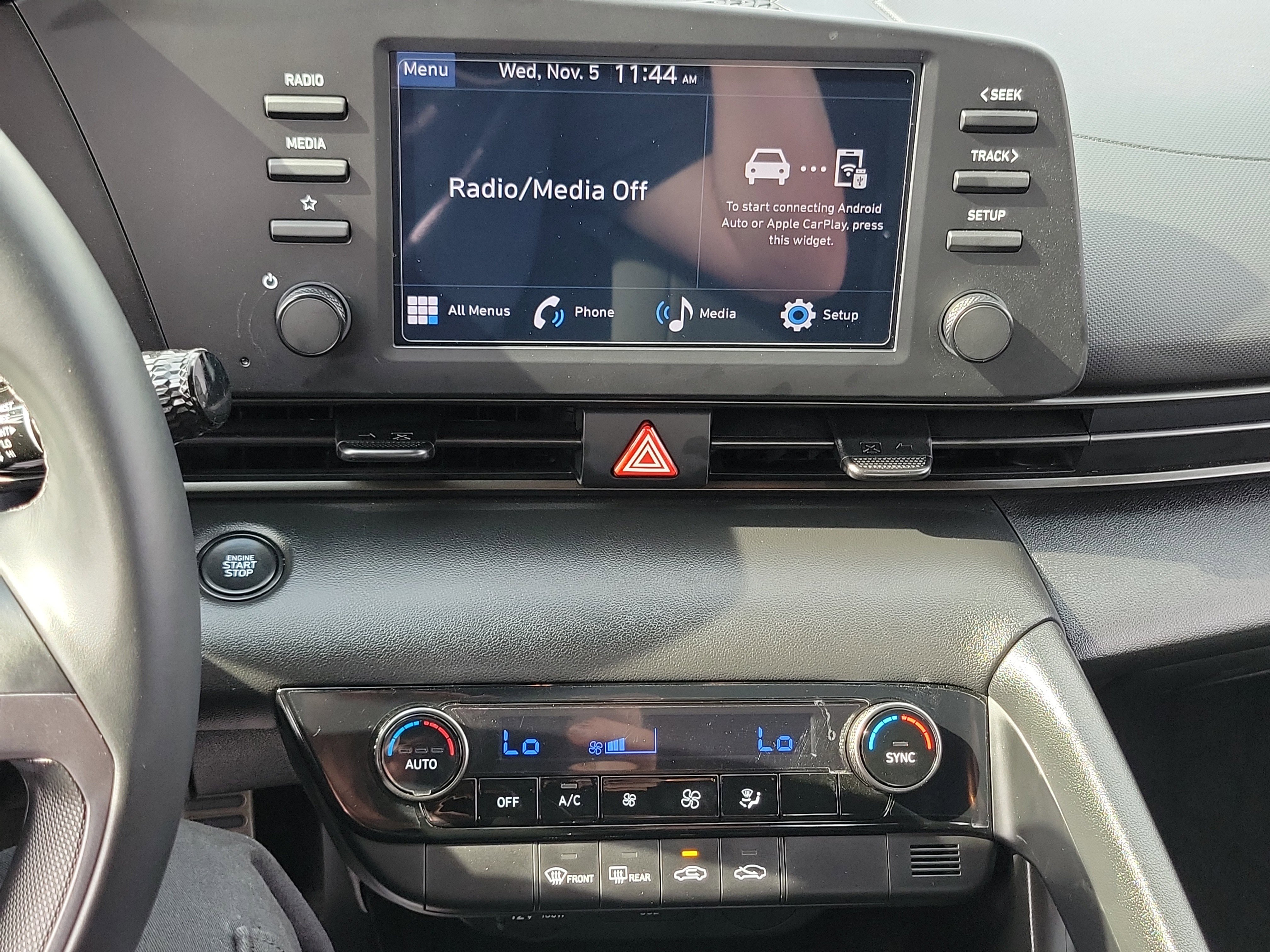 Certified 2025 Hyundai Elantra Sport image 11