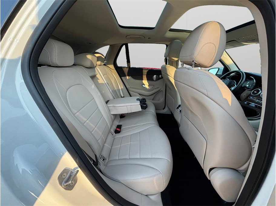 Used 2020 Mercedes-Benz GLC 300 4MATIC w/ Multimedia Package image 42