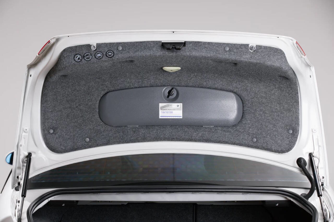 Used 2005 BMW M3 Coupe image 64